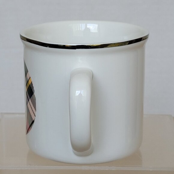 Pottery Barn Stewart Plaid Stoneware Initital Alphabet "D" Christmas Coffee Mug - Picture 2 of 12